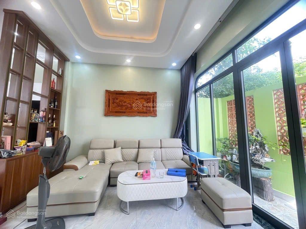 Tiền lân 19 bà điểm hóc môn xe hơi vô nhà  công nhận đủ 100m2  6.5x17 giá 5.2 tỷ