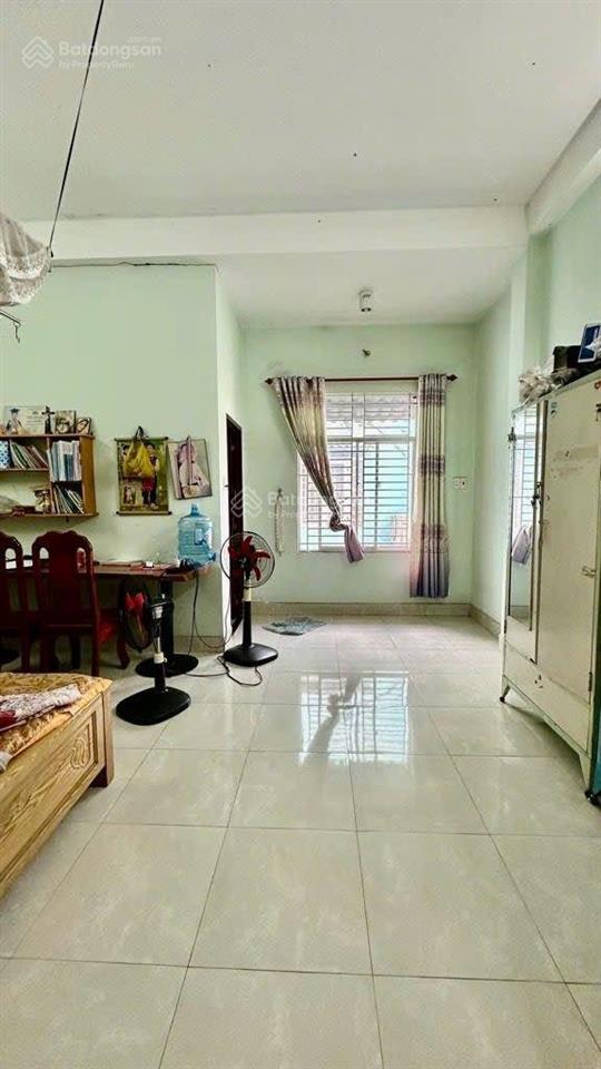 Bán nhà 75m2 , 3 tầng  xã bà điểm, hóc môn, đường 10m xe tải tránh, giá chỉ 5,5 tỷ