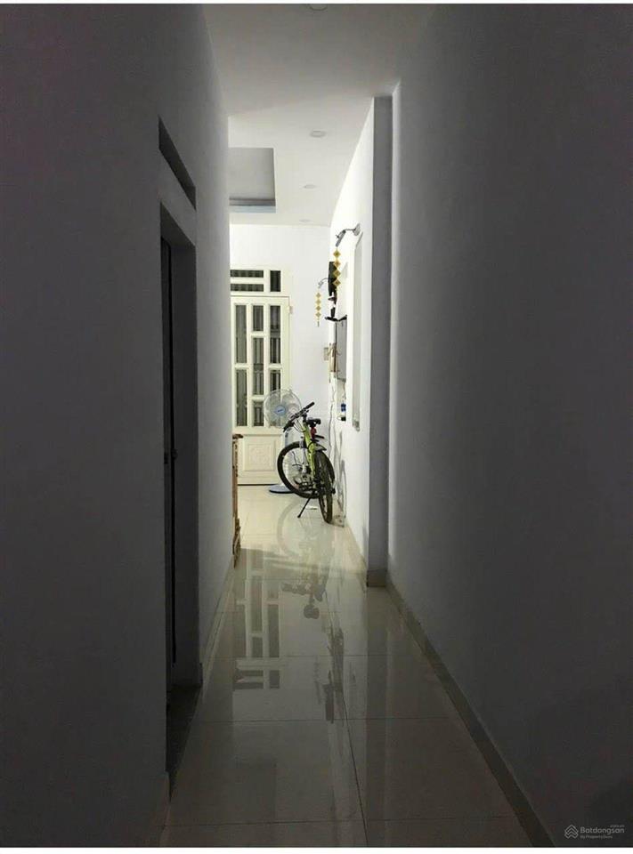 Bán nhà shr chỉ 2.6 tỷ, bà điểm, hóc môn, 4x12, cách ngã tư bà điểm 200m, nhà còn mới vào ở ngay