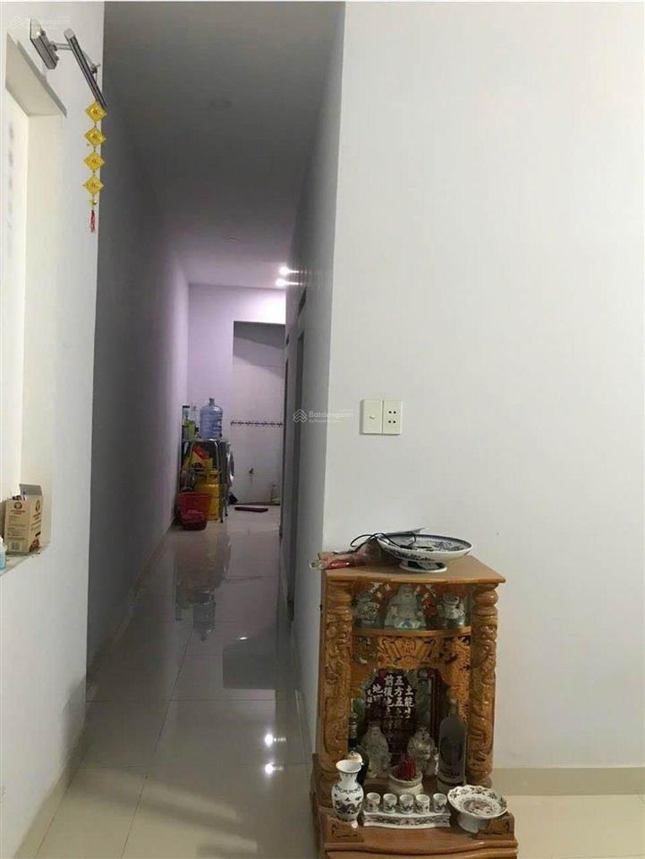 Bán nhà shr chỉ 2.6 tỷ, bà điểm, hóc môn, 4x12, cách ngã tư bà điểm 200m, nhà còn mới vào ở ngay