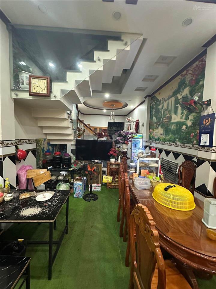 Bán nhà 72m2, tiền lân, bà điểm, hóc môn, 3 tầng, hẻm xe tải tránh, giá chỉ 7.2 tỷ