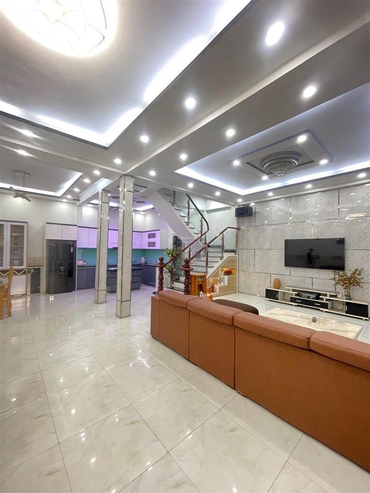 Nhà mặt tiền 8x12, đường xe hơi,chỉ 5x tỷ, hưng lân, bà điểm, ngay chợ đầu mối hm