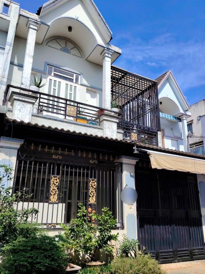 Nhà 1/ gần công viên sinh thái hóc môn, trần văn mười, 7x12, 01 lầu, xe hơi ngủ nhà, 4,85 tỷ tl
