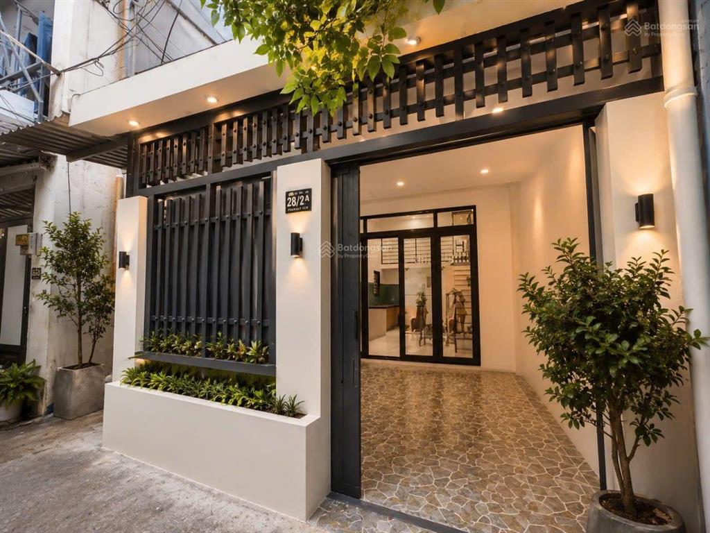 Bán nhà sổ hồng riêng tây lân bà điểm, tphcm  dt khủng 4x17  giá chỉ 3,5 tỷ.