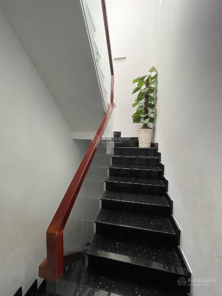 Nhà 110m2 nguyễn thị thử  hóc môn  5,1x22  3 tầng  hẻm xe tải  gần nguyễn thị thử  4,7 tỷ tl