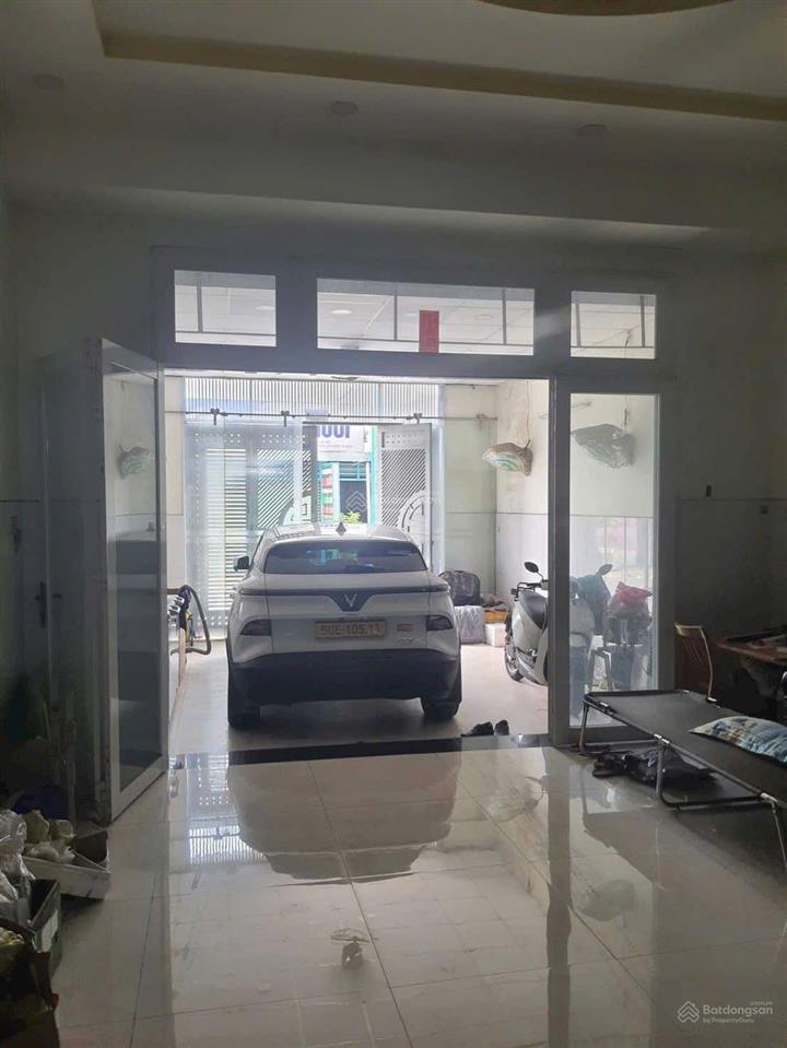 Bán nhà mặt tiền bà điểm  sát phan văn hớn  3 tầng  5x20  giá 8,15 tỷ