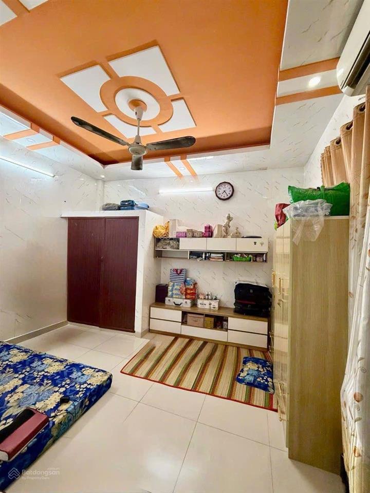 Bán gấp nhà góc 2 mặt tiền nguyễn thị sáu phan văn hớn vào,xã bà điểm giá 6,5tỷ 6,5m x 16m, 3 tầng,