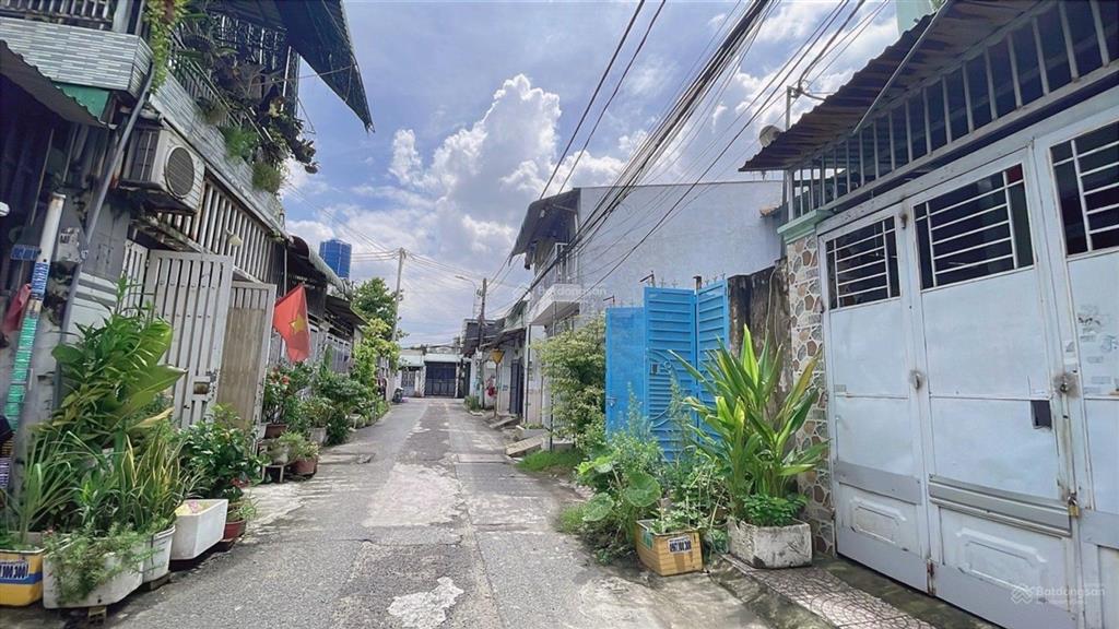 Bán nhà chỉ 2.95 tỷ, sổ hồng riêng, 5x21m, hẻm xe hơi 6m, bà điểm mới, phan văn hớn vào