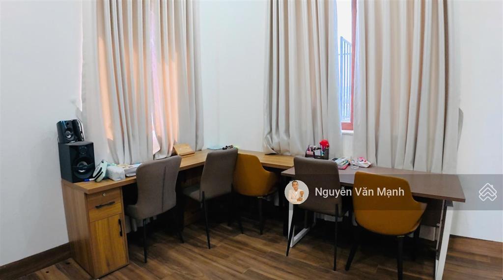 Cần bán gấp nhà 6 tầng mặt tiền quốc lộ 1a gần ngay bv thánh tâm trung tâm làng nghề gỗ hố nai