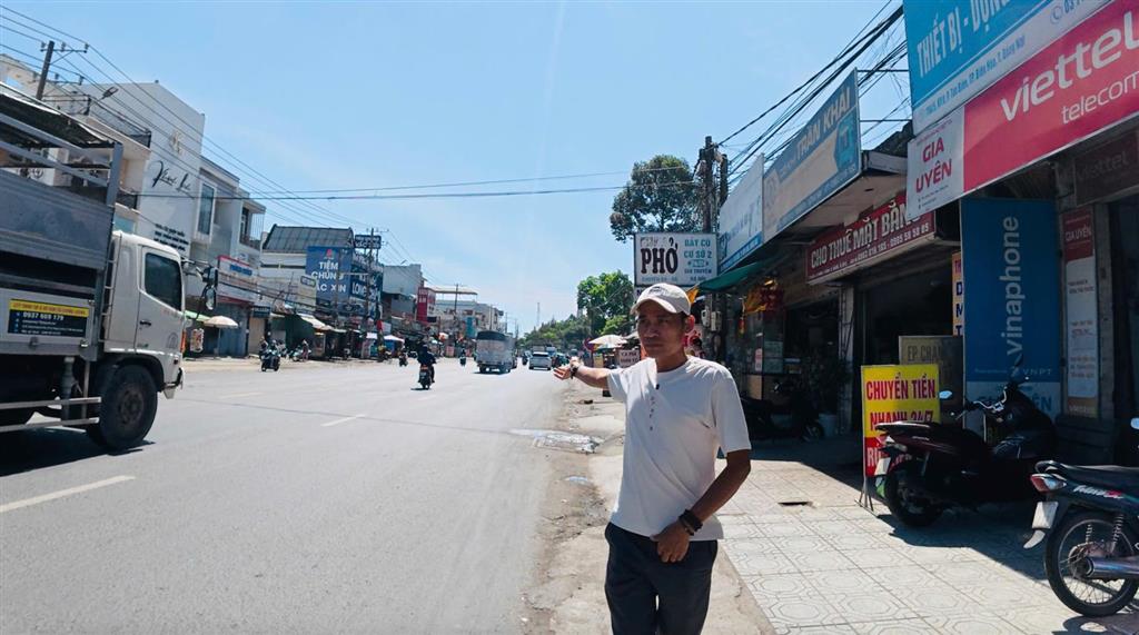 Cần bán gấp nhà 6 tầng mặt tiền quốc lộ 1a gần ngay bv thánh tâm trung tâm làng nghề gỗ hố nai