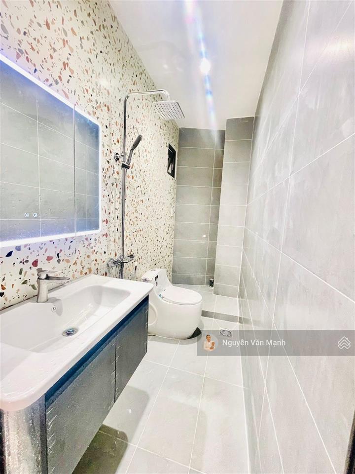 Nhà 1 trệt 1 lầu hoàn công p. hố nai (long bình mới) ngay giáo xứ lộc lâm hơn 3 tỷ, sân xe hơi