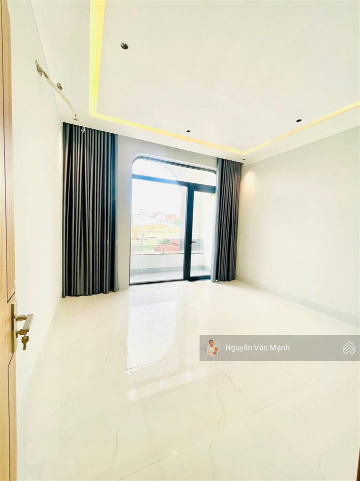 Nhà 1 trệt 1 lầu hoàn công p. hố nai (long bình mới) ngay giáo xứ lộc lâm hơn 3 tỷ, sân xe hơi