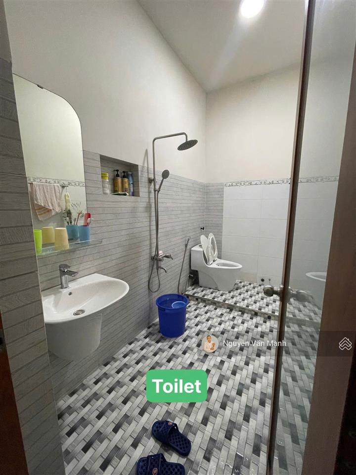 Cần bán nhà 2 lầu mua bán kinh doanh ở kdc b5 tân hiệp, biên hoà cách đường nguyễn ái quốc hơn 100m