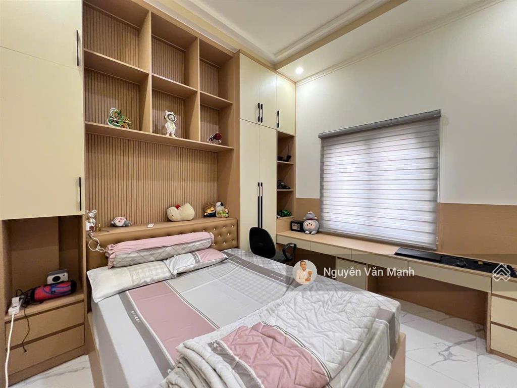 Cần bán nhà 2 lầu mua bán kinh doanh ở kdc b5 tân hiệp, biên hoà cách đường nguyễn ái quốc hơn 100m