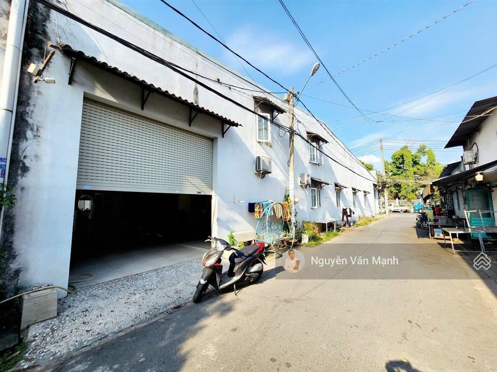 Bán nhà góc 2 mt kinh doanh đường phùng khắc khoan (làng nghề gỗ hố nai) 302m2 thổ cư 100%