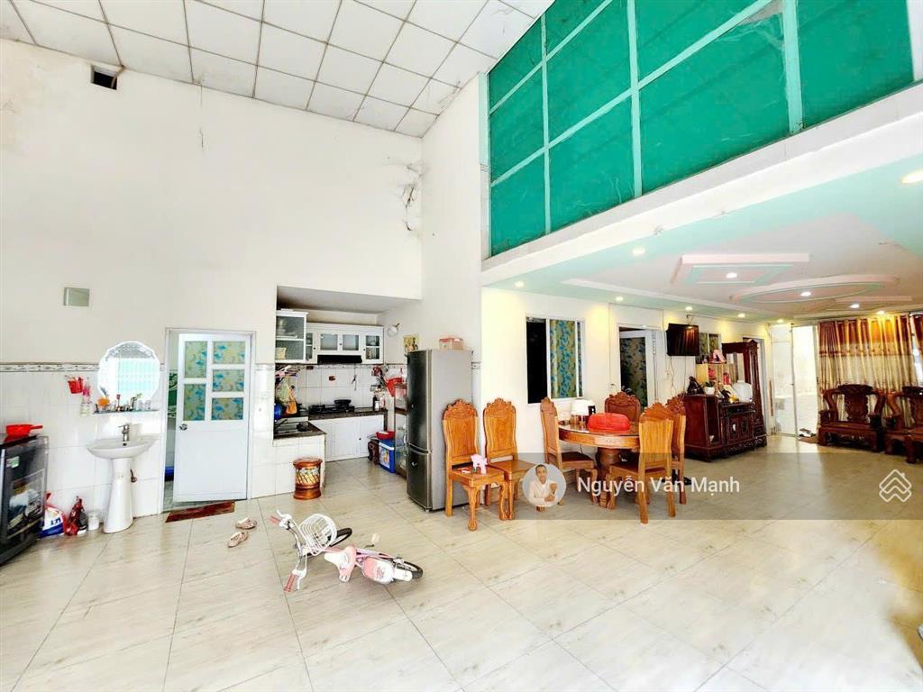 Bán nhà góc 2 mt kinh doanh đường phùng khắc khoan (làng nghề gỗ hố nai) 302m2 thổ cư 100%