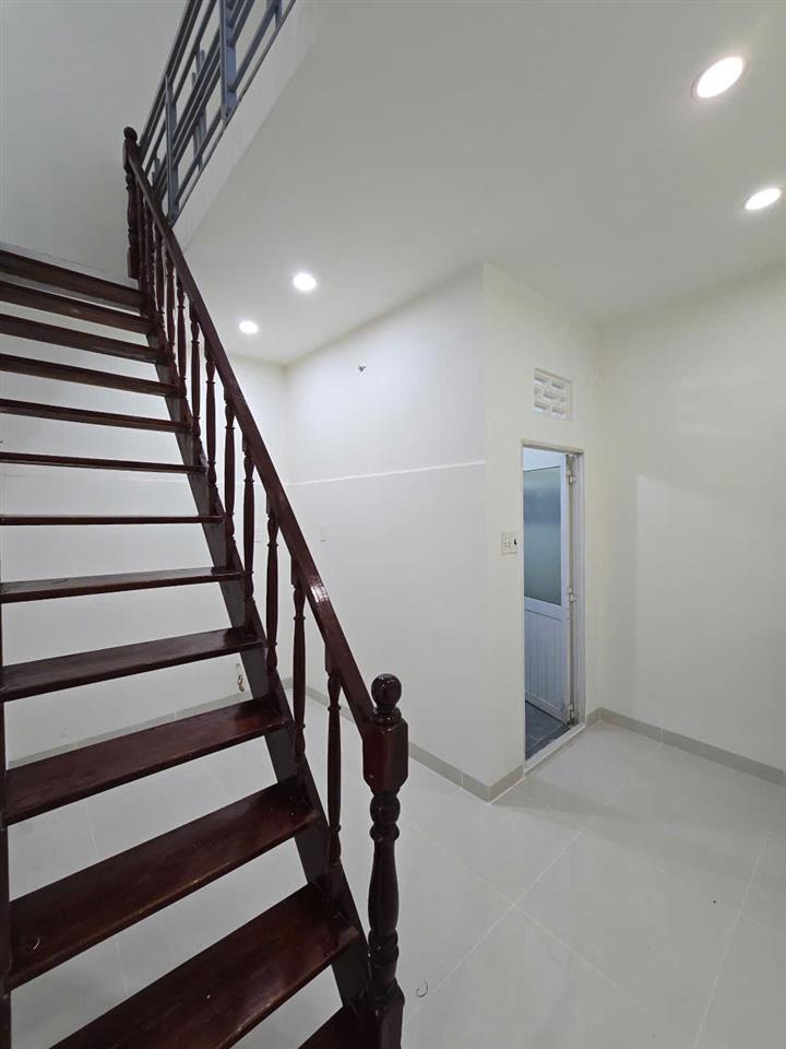 Cần bán nhà sổ riêng thổ cư 100% gần bệnh viện thánh tâm, phường tân hoà (hố nai mới) hơn 2 tỷ