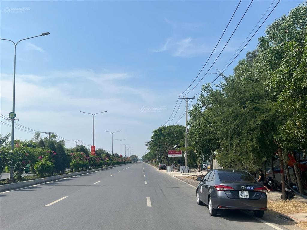 Bán lô đất đẹp ngay mặt tiền rừng sác vòng xoay long hoà, sát bên ngân hàng agribank