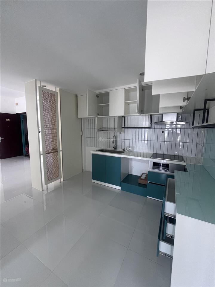 Cần bán căn hộ sài gòn mới đường htp nhà bè. dt 93m2 tk 3pn 2wc giá 2tỷ750.  0965 004 *** mr huy