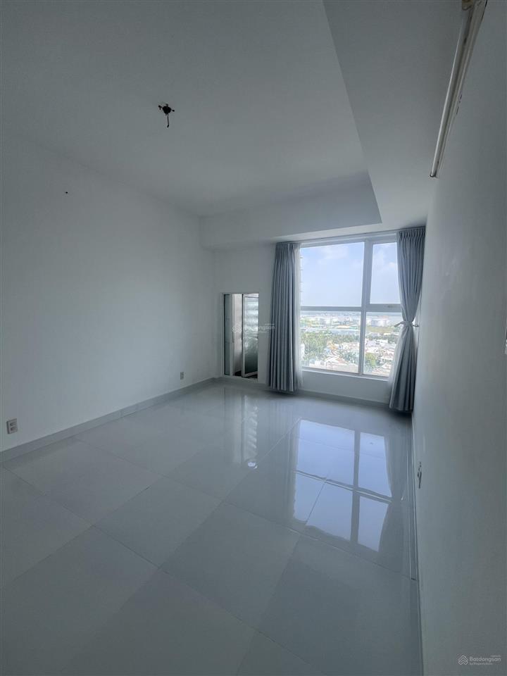 Cần bán căn hộ sài gòn mới đường htp nhà bè. dt 93m2 tk 3pn 2wc giá 2tỷ750.  0965 004 *** mr huy