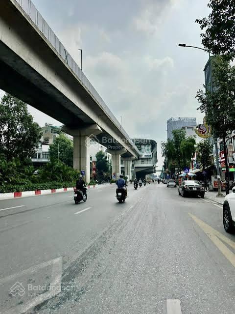 Duy nhất 1 căn mặt phố đại la 84m  mặt tiền 4m  giá 34 tỷ