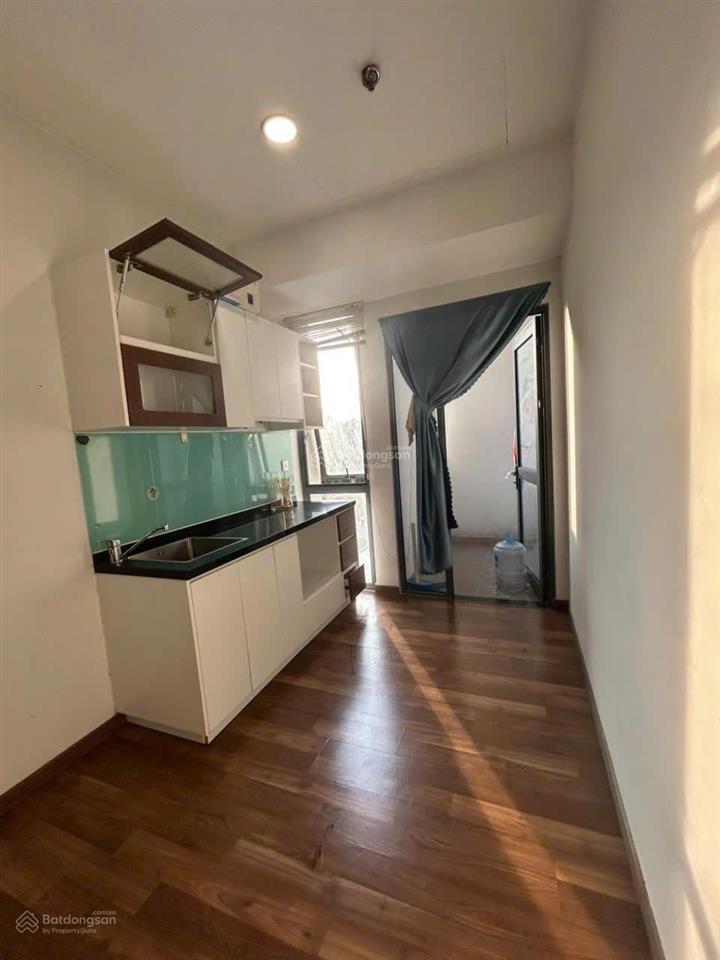 Bán căn hộ office pegasuite 1 tạ quang bửu p6 q8. dt 39m2, nhà sạch đẹp, view thoáng mát