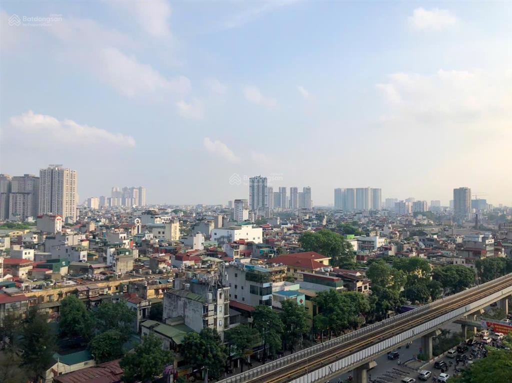 Cần cho thuê căn hộ 2pn 2wc 83m² tại royal city  toà r6 vip nhất khu