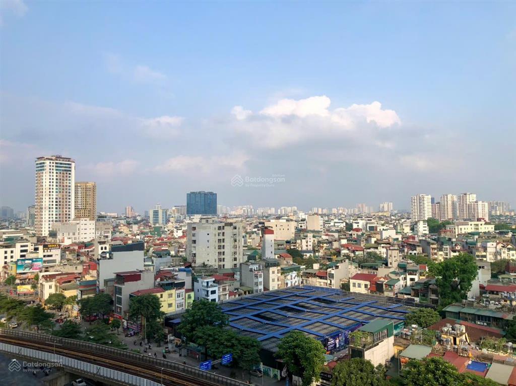 Cần cho thuê căn hộ 2pn 2wc 83m² tại royal city  toà r6 vip nhất khu