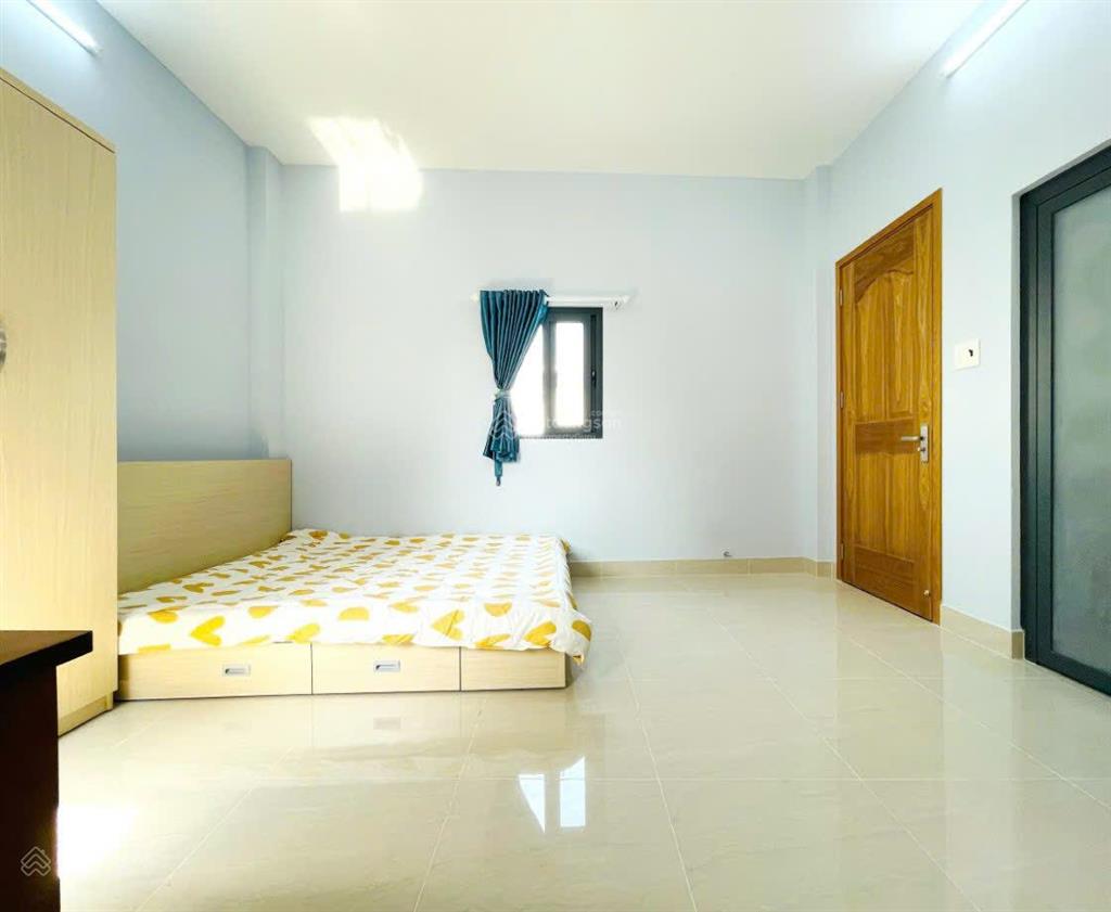 Phòng cửa sổ 30m2 full nội thất 575 cách mạng tháng 8, quận 10
