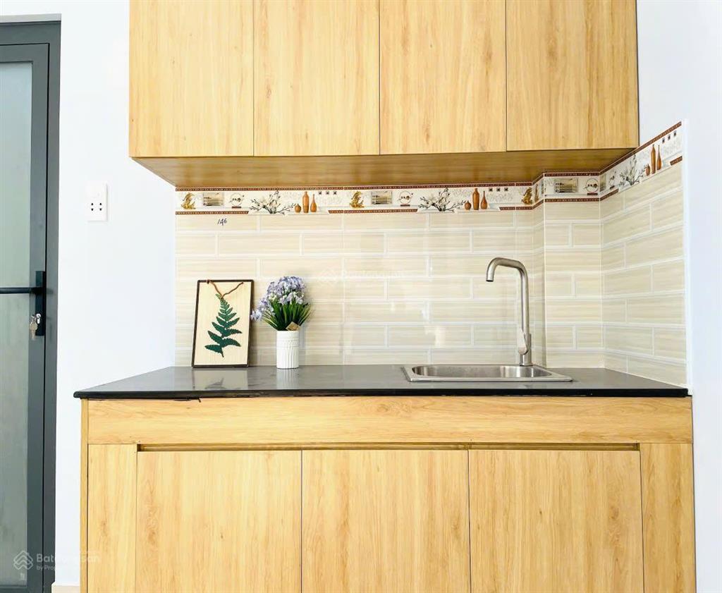 Phòng cửa sổ 30m2 full nội thất 575 cách mạng tháng 8, quận 10