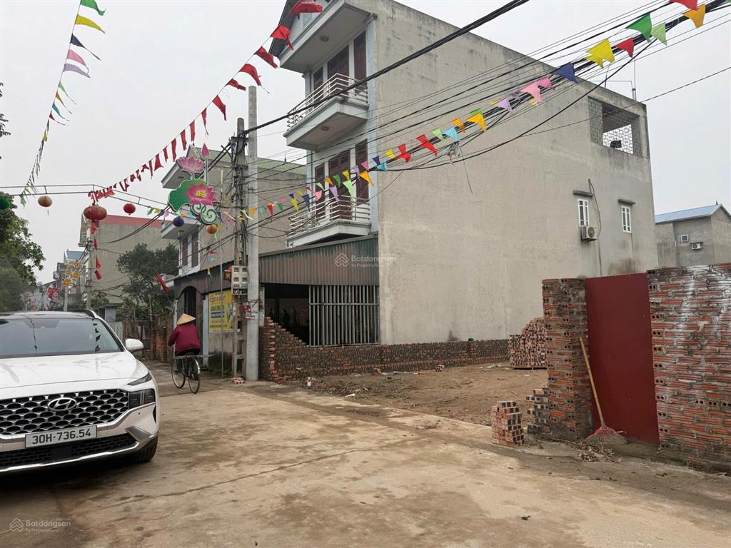 Bán gấp đất 160m2 đất bìa làng vân nội, đông anh, đối diện sân bóng, sát vành đai 3