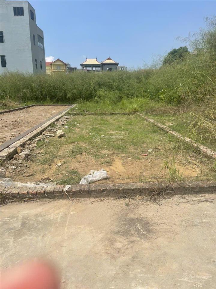 Cc bán 49m² đất thị trấn quang minh chỉ hơn 2 tỷ, sát kcn, gần sân bay, cầu thăng long