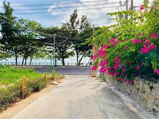 Bán biệt thự mới lung linh shr 180m2 view biển trần phú đường đẹp 7m, giá hấp dẫn 20,5 tỷ tl