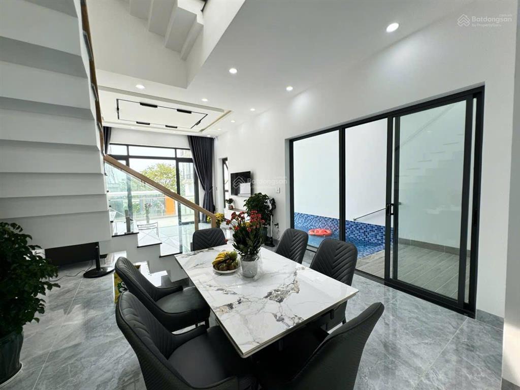 Bán biệt thự mới lung linh shr 180m2 view biển trần phú đường đẹp 7m, giá hấp dẫn 20,5 tỷ tl