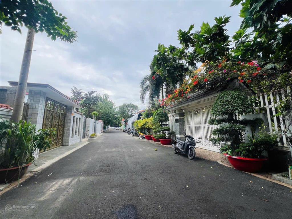 Gia đình cần bán biệt thự mới đẹp đường nguyễn thị minh khai gần bãi sau giá thiện chí 19.2 tỷ