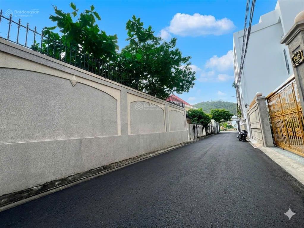 Bán đất vị trí đẹp, đường 6m khu biệt thự sát công viên hồ võ thị sáu, 94m2 thổ cư, giá 11.5 tỷ