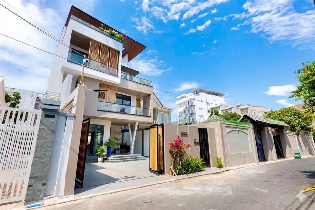 Bán đất vị trí đẹp, đường 6m khu biệt thự sát công viên hồ võ thị sáu, 94m2 thổ cư, giá 11.5 tỷ