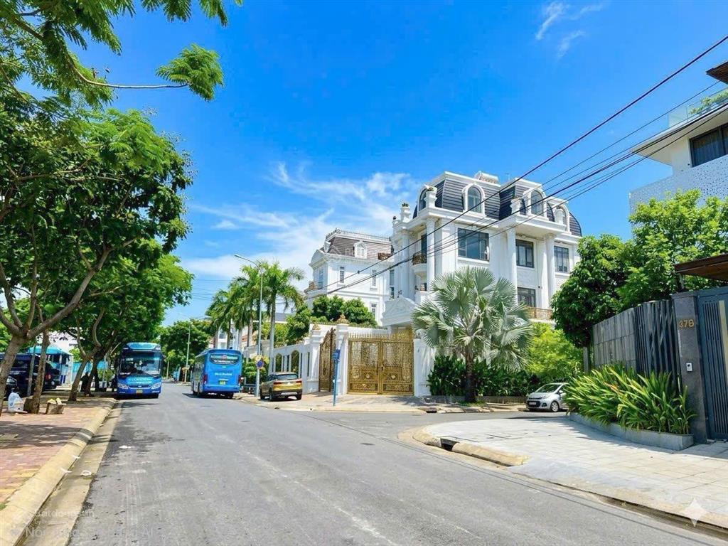 Hạ 3 tỷ bán gấp đất biệt thự mặt tiền đường tôn đức thắng 230 m2 view cửa biển giá 20 tỷ