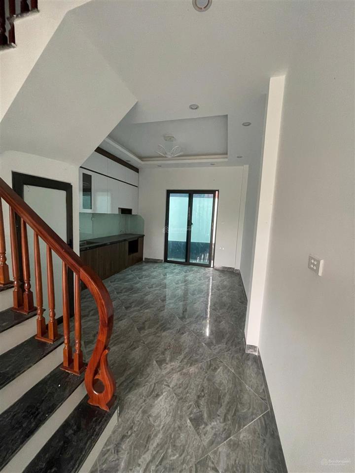 Nhà đẹp xây mới gần cầu tân phú dt45m*4t ôtô con lùi cửa, gần ủy ban, trường, chợhướng nam mát mẻ