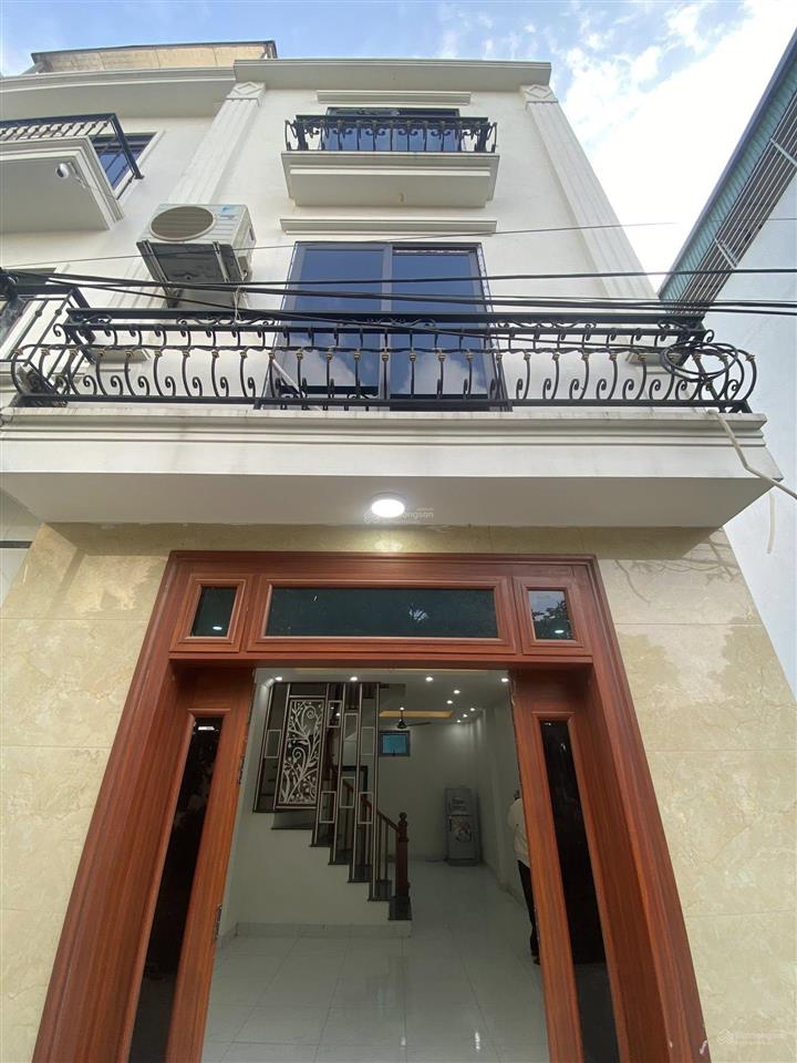 Em bán căn độc lập ngay sát hồ điều hòa đông la và vành đai 4 với dt48m*3t ô tô đỗ cách 1 nhà