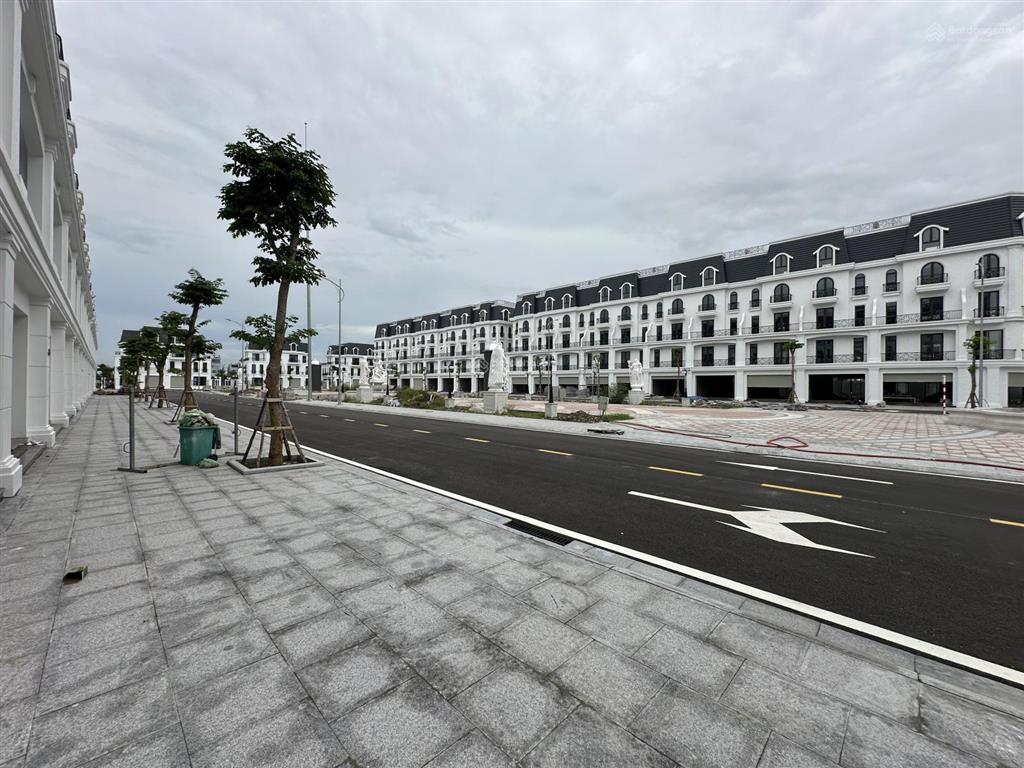Chỉ 8 tỷ sở hữu căn shophouse đáng mua nhất phân khu river park | hoàng huy green river