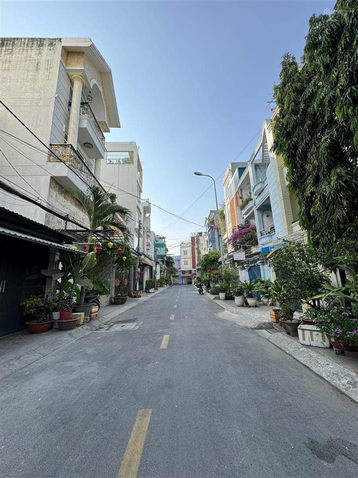 Bán nhanh lô đất đẹp hxh thông khu phân lô dương quảng hàm, p6 gv 4 x 17m 0934 177 ***