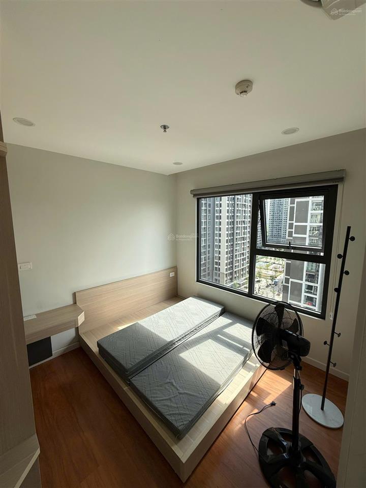 Giá đầu tư 3 tỷ 980 2pn+ 1, 63,1m2, tòa sa5, vinhomes smart city, tầng 21, sẵn sổ.
