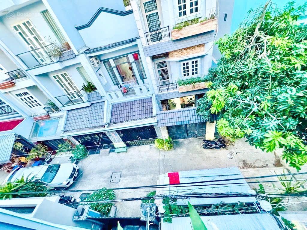 Bán nhà 4 tầng (4x16m) hẻm xe hơi gần mt đường bông sao quận 8   0933 862 *** sương