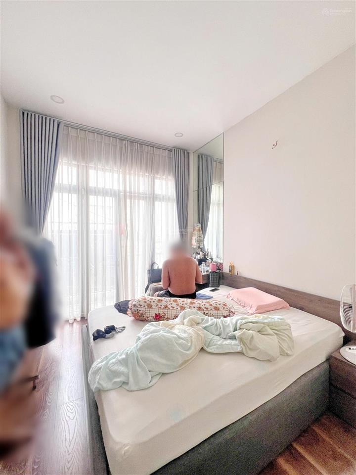 Nhà 4 tầng 4pn nh 6m gần tttm parc mall  bệnh viện quận 8  chợ phạm thế hiển