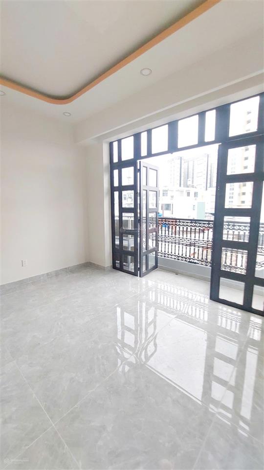 Nhà 4 tầng (4.7x10m)  gần tttm parc mall  chợ phạm thế hiển quận 8