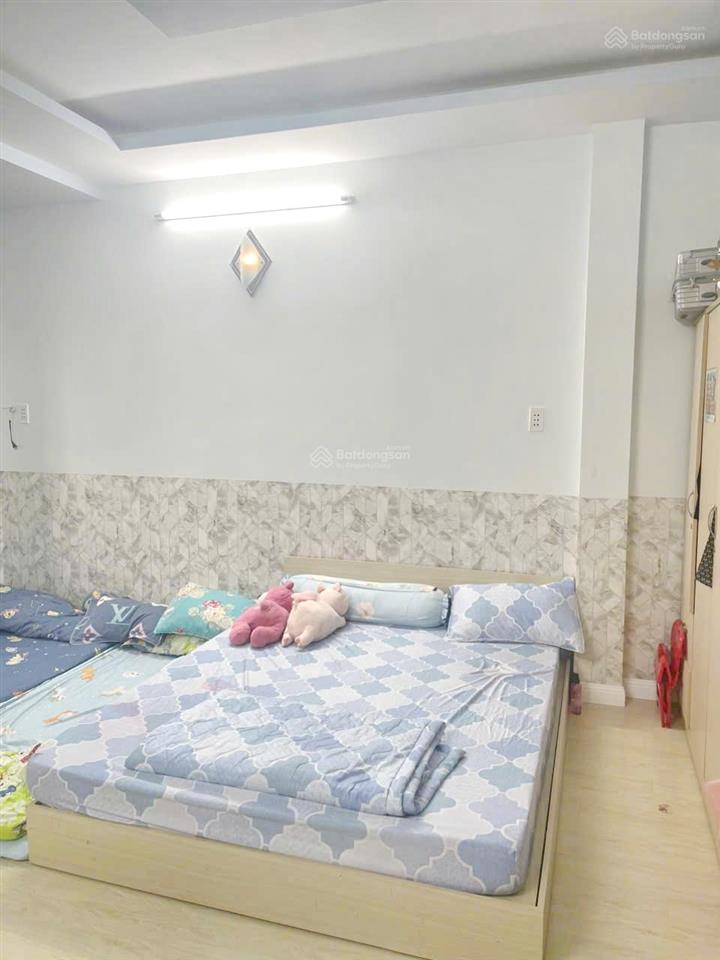 Nhà 3 lầu (5x9m) gần mt đường phạm thế hiển  tttm parc mall  cầu chữ y