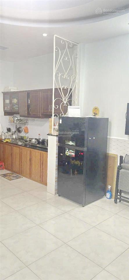 Nhà 3 lầu (5x9m) gần mt đường phạm thế hiển  tttm parc mall  cầu chữ y