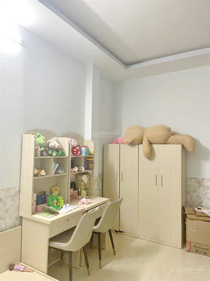 Nhà 3 lầu (5x9m) gần mt đường phạm thế hiển  tttm parc mall  cầu chữ y