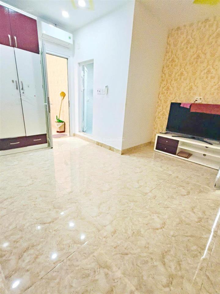 Nhà 3 lầu 5pn (4.5x11m) hẻm xe hơi đường bùi minh trực p.6 quận 8   0933 862 *** sương